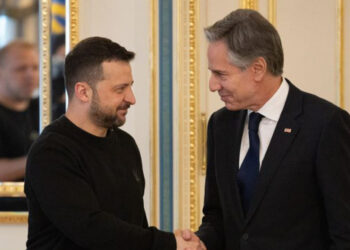 Blinken, Zelenski ile bir araya geldi