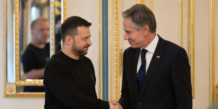 Blinken, Zelenski ile bir araya geldi