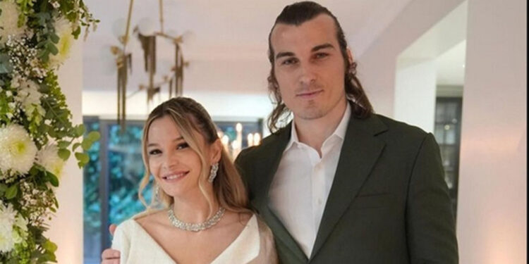 Fenerbahçeli Çağlar Söyüncü nişanlandı