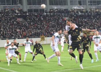 Çorum FK Kocaelispor'u 2-1 yendi