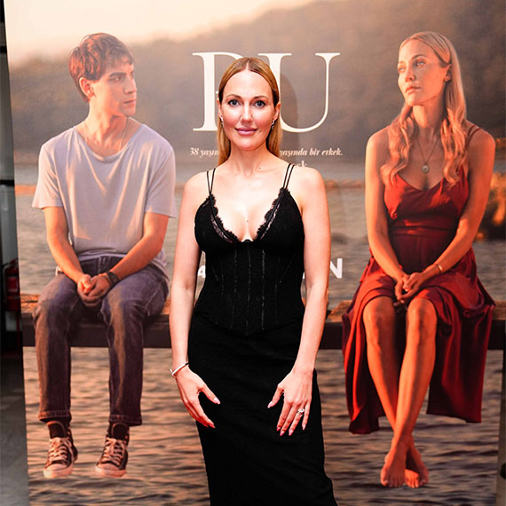 GAİN'in yeni dizisi 'RU'nun galası yapıldı