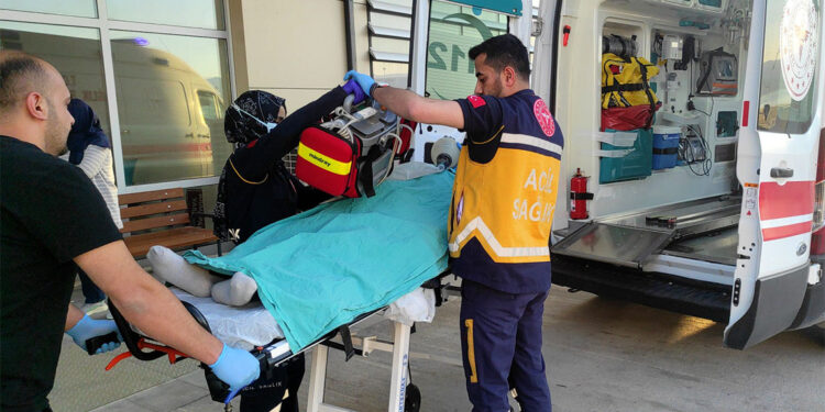 Diyaliz sonrası fenalaşan hastalardan 14'ü entübe edildi