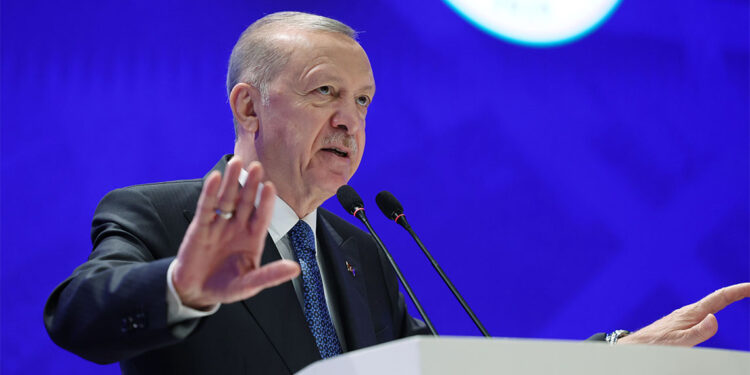 Yapıcı ve uzlaşmacı tavrımızı sonuna kadar koruyacağız