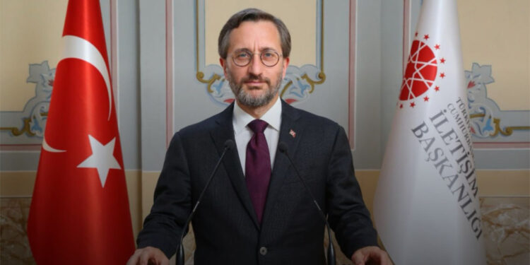 New York'ta ülkemizin kültürünü yaşatmanın gururunu yaşıyoruz