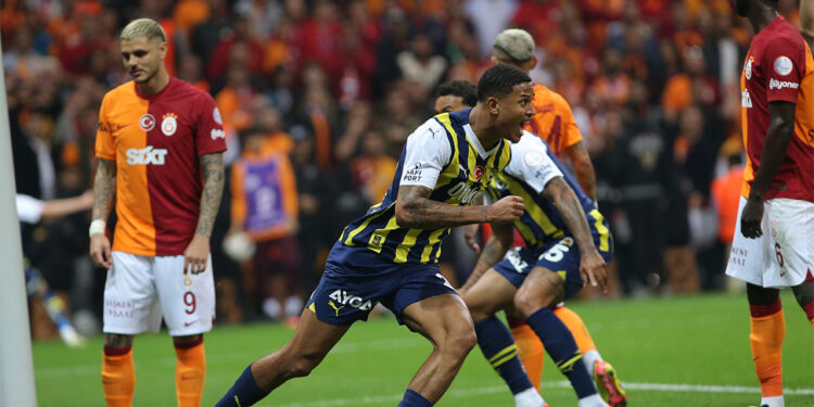 Fenerbahçeli 2 futbolcu ifadeye çağırıldı