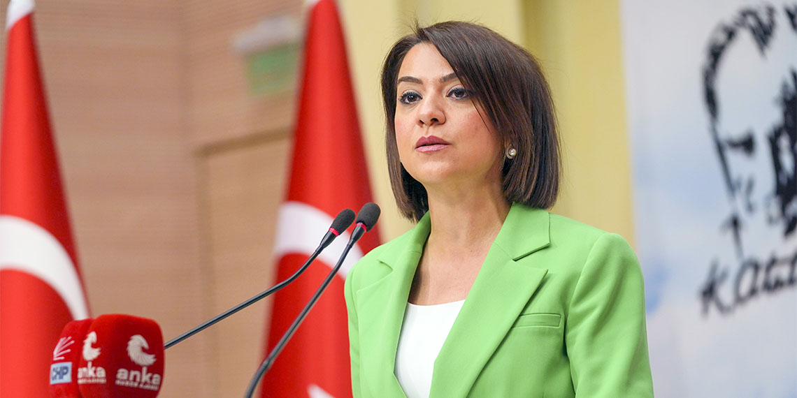CHP Genel Başkan Yardımcısı Gamze Taşcıer, On binlerce emeklimizle hafta sonu Ankara'da toplanacağız, "'Emekliler lütuf değil, hakkını istiyor' diyeceğiz" dedi.