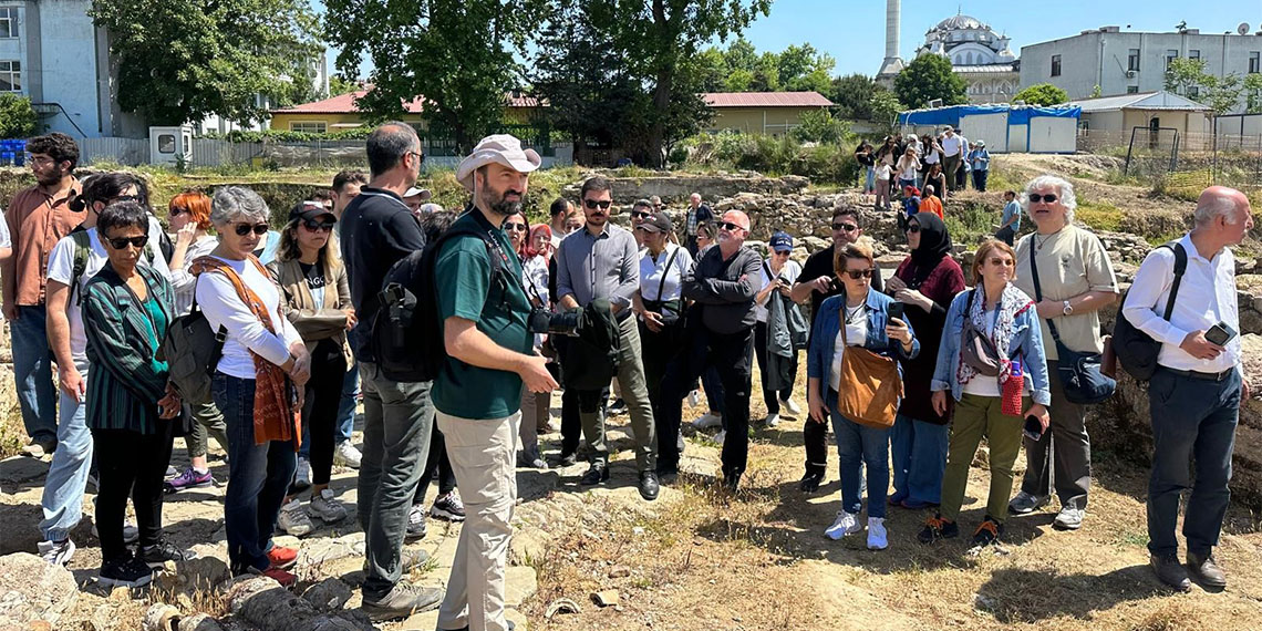 İstanbul Arkeoloji Müzeleri tarafından 2018'den bu yana kazı çalışmalarının sürdürüldüğü Haydarpaşa Gar Sahası, 17-26 Mayıs 'Müzeler Haftası' kapsamında ziyarete açıldı.
