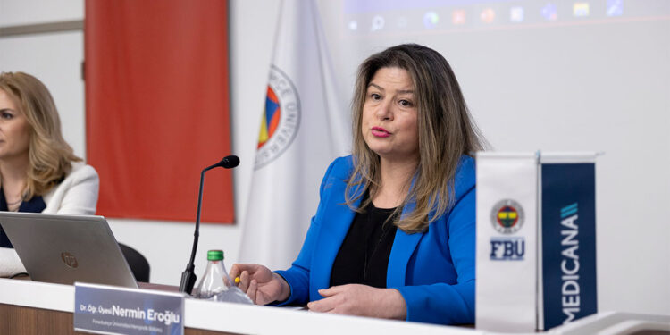 Dünyanın hemşirelik mesleğine çok ihtiyacı var