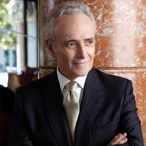 Tüm zamanların en büyük tenorlarından jose carreras, jübilesi olan "the farewell tour"un dünya prömiyeri kapsamında 20 eylül cuma akşamı i̇stanbul'da konser verecek.