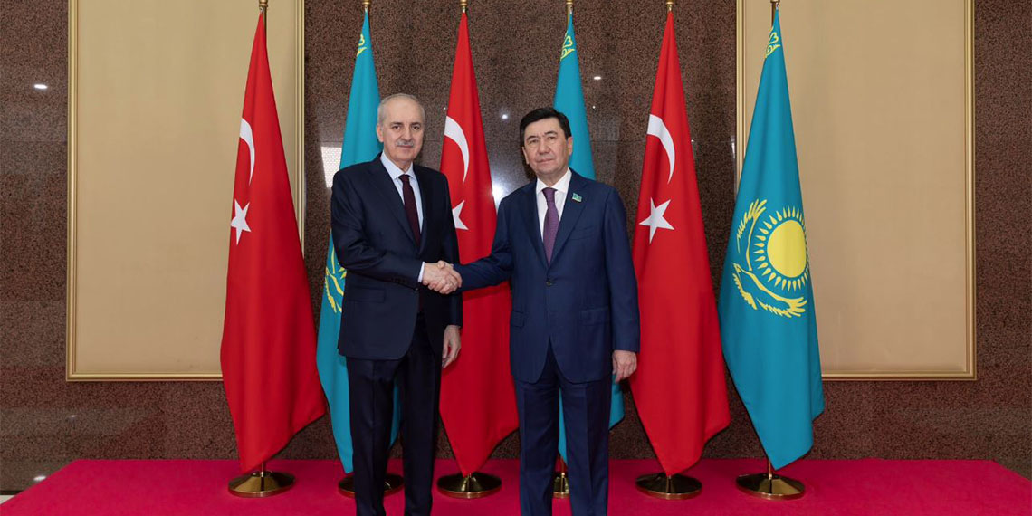 Kurtulmuş, Kazakistan Meclisi Başkanı ile görüştü