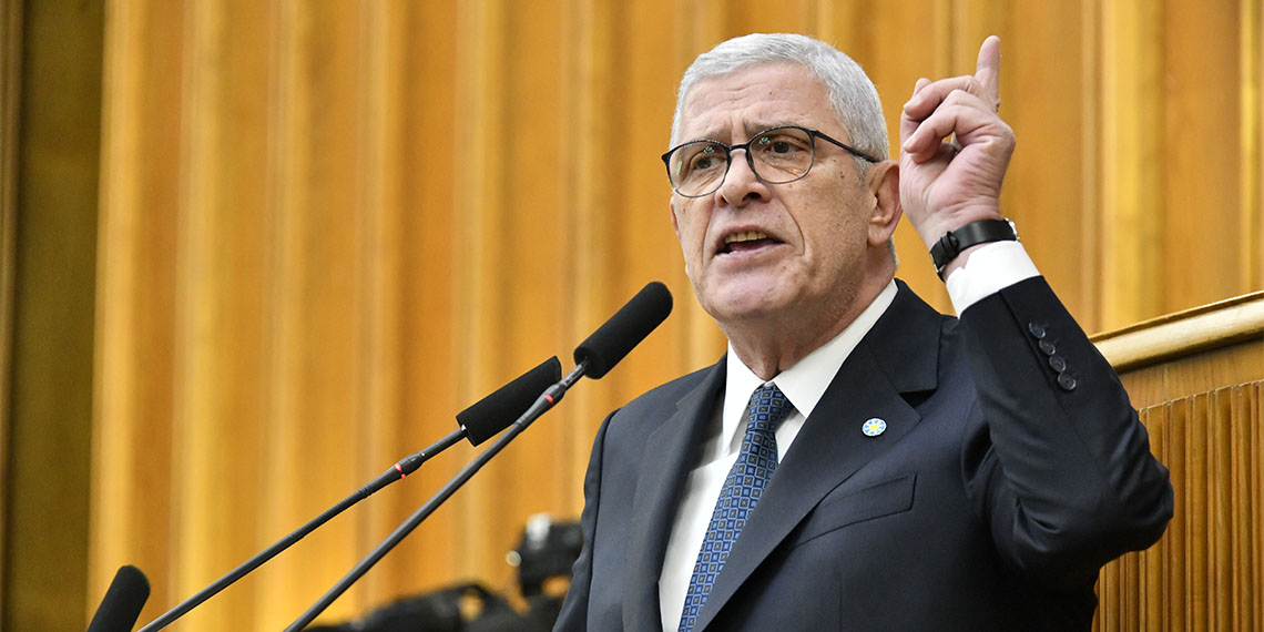 19 Mayıs milletin bağımsızlığını sağlayan şanlı bir yolculuk