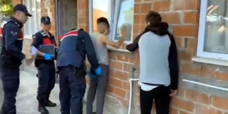 Narkoçelik-18 operasyonlarında 272 gözaltı