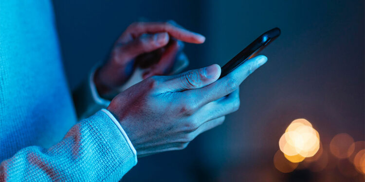 Apple ve Google'dan 'istenmeyen takip' çalışması