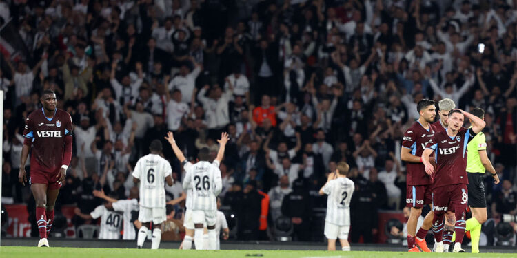 Üzüntülüyüz kazanmayı çok istiyorduk