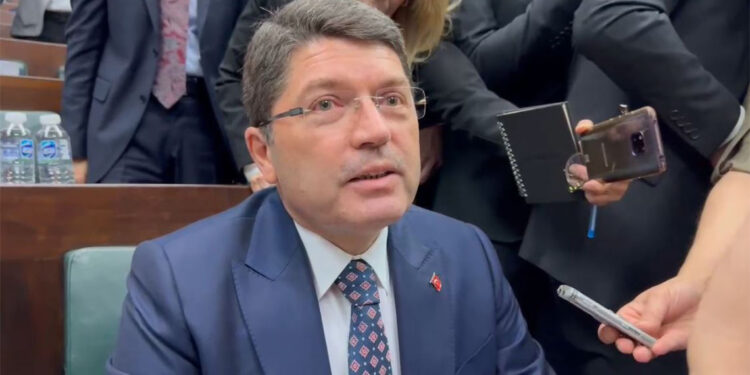 Sokak hayvanları ile ilgili taslak mecliste tartışılacak