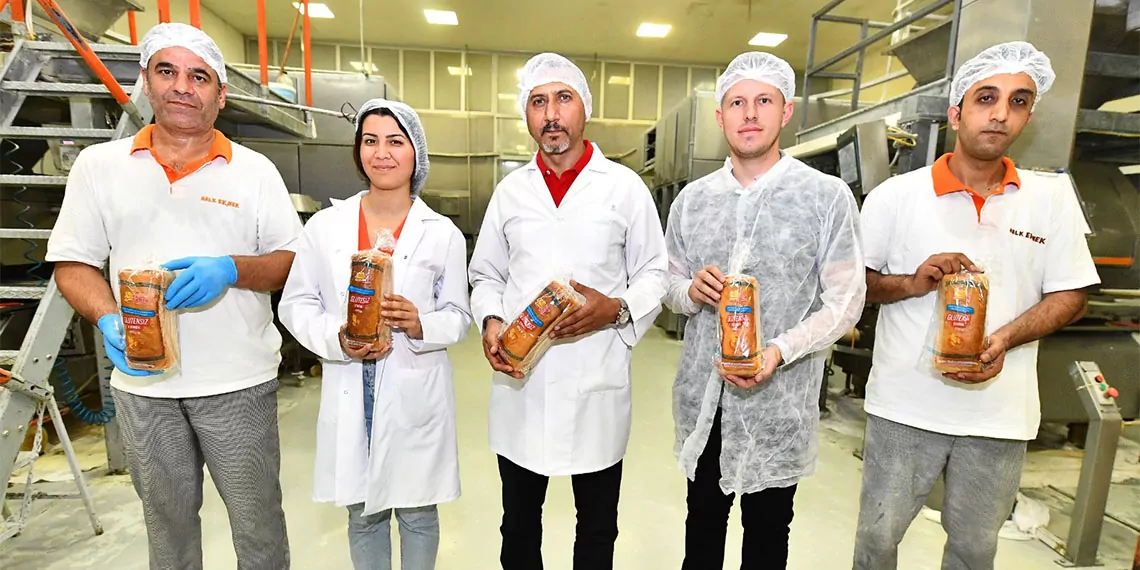 İzmir büyükşehir belediyesi’nin halk ekmek fabrikası’ndan yeni ürün çölyak hastaları için özel üretim ekmek.
