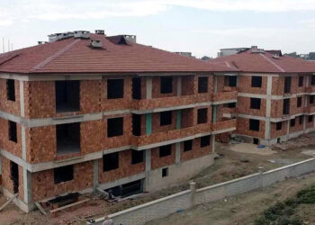 27 daireli inşaat için uygunluk raporu verilen beton 'kullanılamaz' çıktı