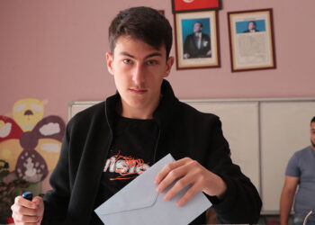Pınarbaşı'nda seçmenler sandık başına gitti