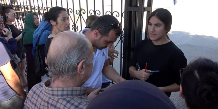 Heyecan yaptı, sınava giriş belgesini yanına almayı unuttu