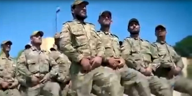 Suriye Milli Ordusu Afrin'de Harp Okulu açtı