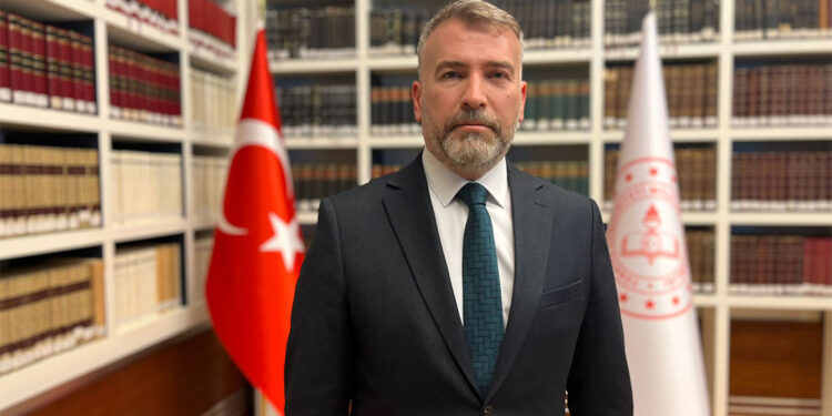 Yeni müfredata 4 yılın sonunda tüm sınıflarda geçilecek