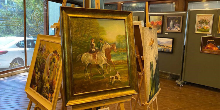 Mehmet Najafzadeh ve öğrencilerinin resim sergisi açıldı