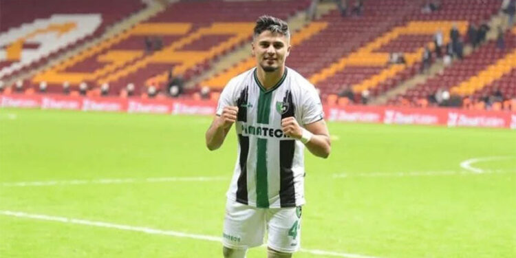 Muhammet Özkal takımına resmen veda etti