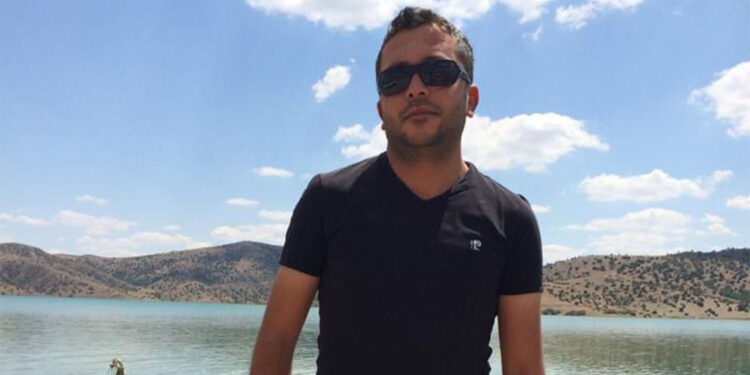 Arbedeye müdahale etmek isteyen polis memuru kalp krizi geçirdi