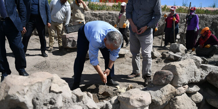 Kültepe Kaniş Karum Ören Yeri'nde 76'ncı yıl kazısı