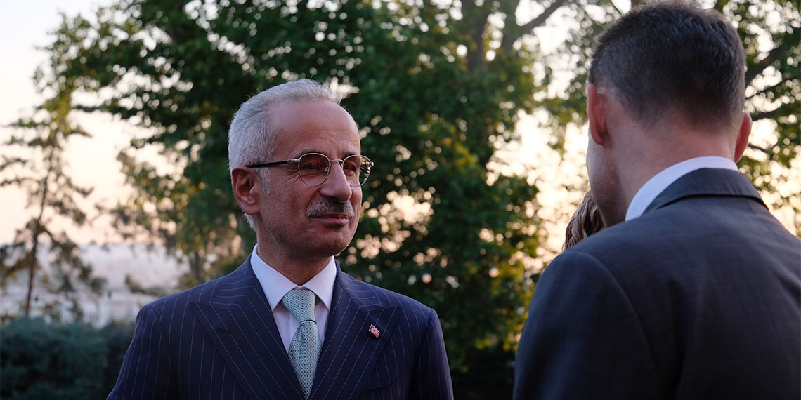 Slovenya'nın Filistin devletini resmen tanıyarak destek vermesi takdire şayan