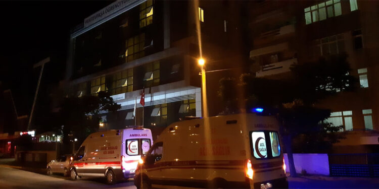 4 kız öğrenci Güneş çarpması sonucu rahatsızlandı