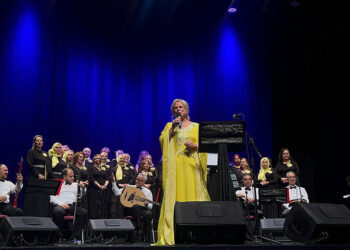Otizm Anneler Korosu 3'üncü konserini verdi