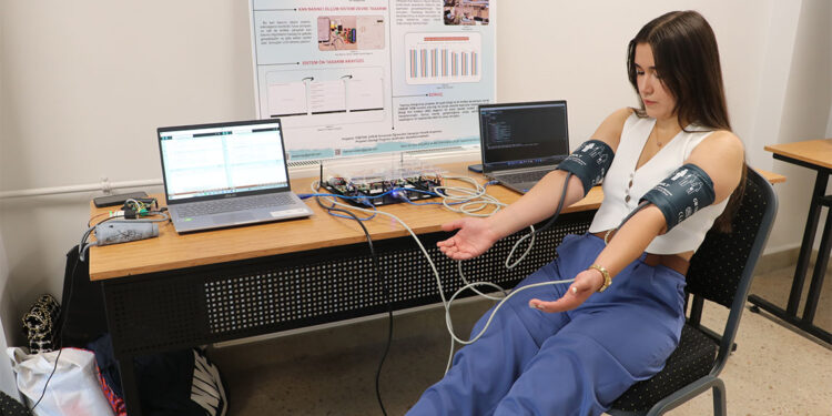 Damar tıkanıklığı hastalığının ön teşhisini gerçekleştiren cihaz geliştirildi