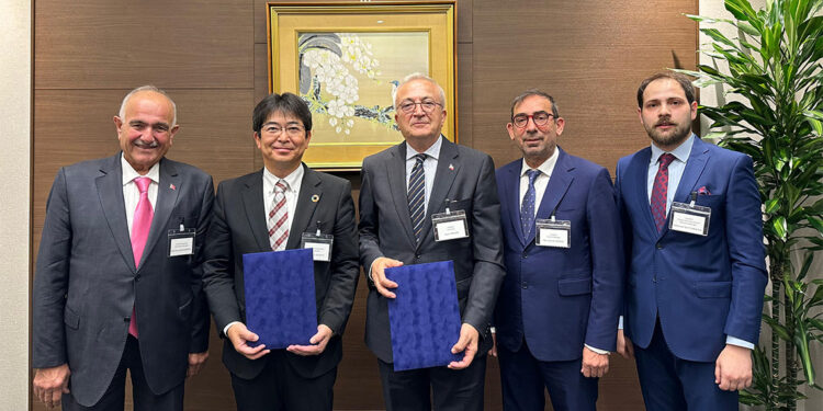 Türkiye ile Japonya doğal gaz alanında antlaşma imzaladı