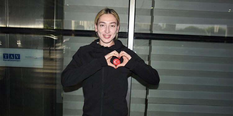 Paris'te her şey sürprizlere gebe