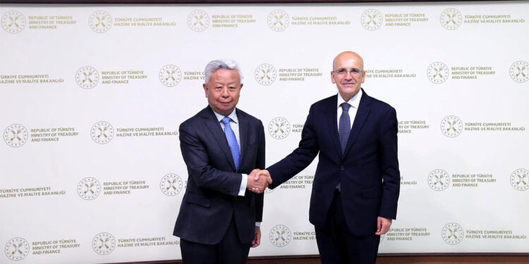 Uluslararası kuruluşların yatırım yaptığı ülkelerden olmayı sürdüreceğiz