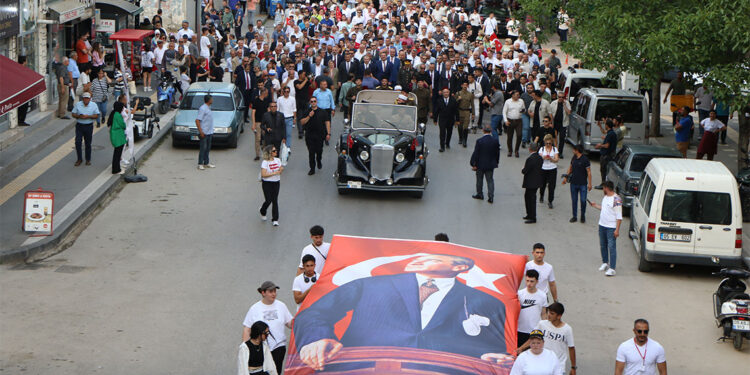 Amasya'da Uluslararası Atatürk Kültür ve Sanat Festivali, düzenlendi