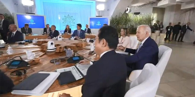 G7 ülkelerinin liderleri İtalya'da toplandı