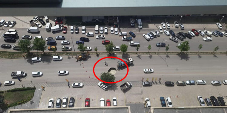 Melih Gökçek Bulvarı'nda göçük