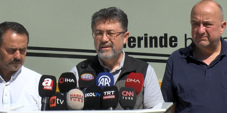 Çanakkale-Eceabat yangını kontrol altına alındı 