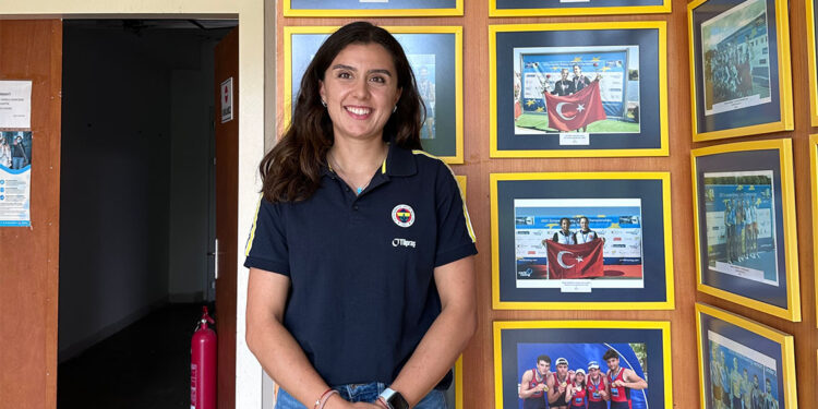 Paris benim çocukluk hayalim