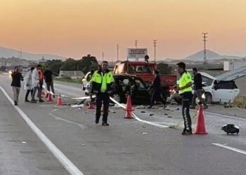 Konya'da otomobiller çarpıştı; 2 çocuk hem öksüz hem yetim kaldı