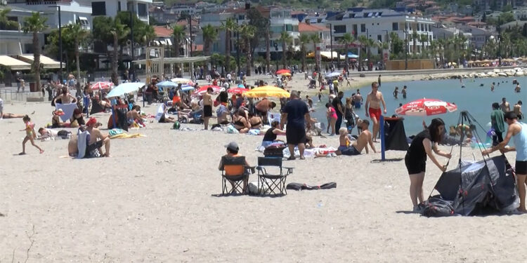 Serinlemek için denize giren 16 yaşındaki İsa boğuldu