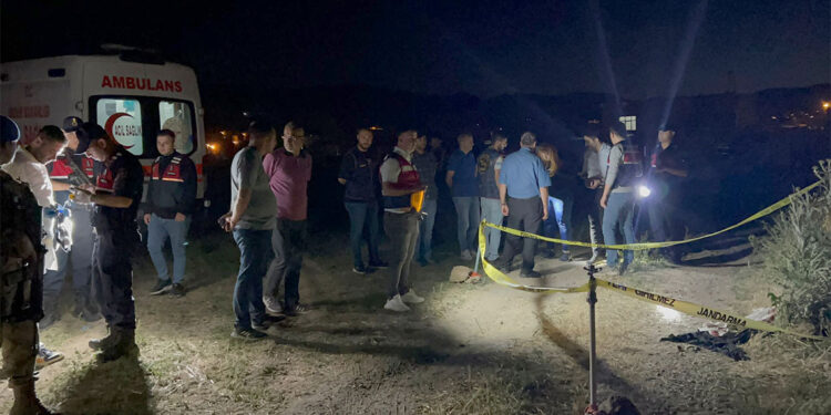 Niğde'de akrabalar arasında arazi anlaşmazlığı; 3 ölü, 3 yaralı