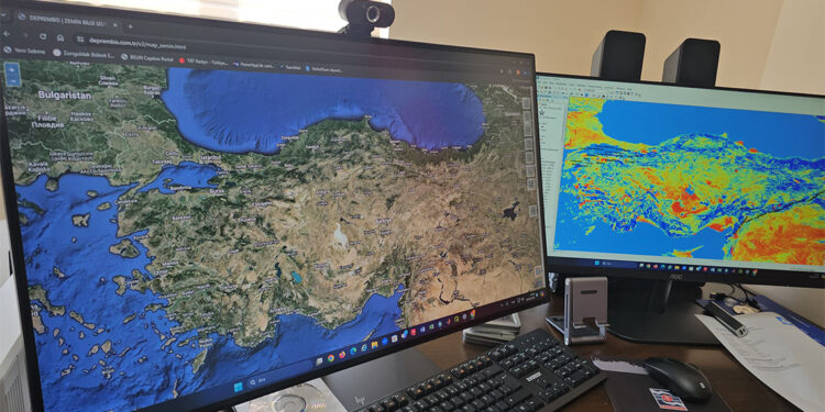 Deprem Bilgi Sistemi uygulaması geliştirildi