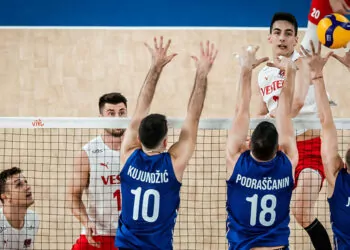 A milli erkek voleybol takımı sırbistan'a mağlup oldu