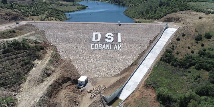 Yapay zeka destekli sulama otomasyon sistemleri devreye alındı