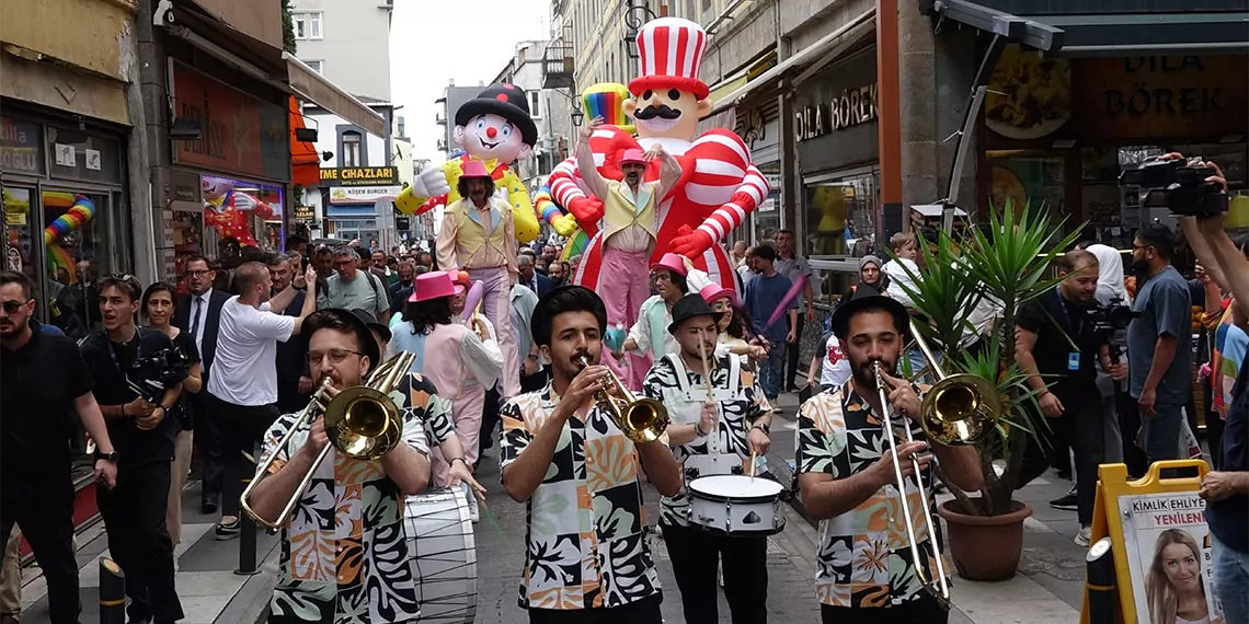 Kültür ve turizm bakanlığı’nın ülkenin uluslararası marka değerine katkıda bulunmak amacıyla yaygınlaştırdığı türkiye kültür yolu festivali'nin 5'inci durağı trabzon oldu.