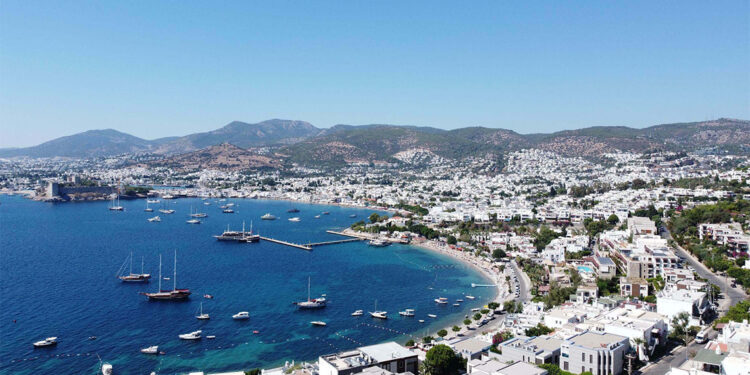 Bodrum'un nüfusu 1 milyonu aştı
