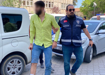 Eğlence mekanında çıkan silahlı kavgada 6 kişi yaralandı; 8 gözaltı